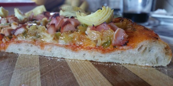 Pizza de fermentación larga y elevada con Masa Madre